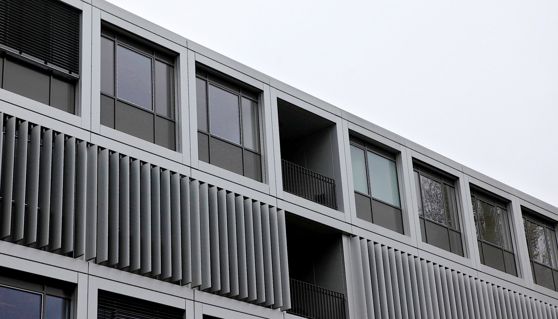"Technische Universität Darmstadt" back ventilated rainscreen facade, aluminium