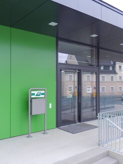 Project picture "AOK Münchberg"; System facade