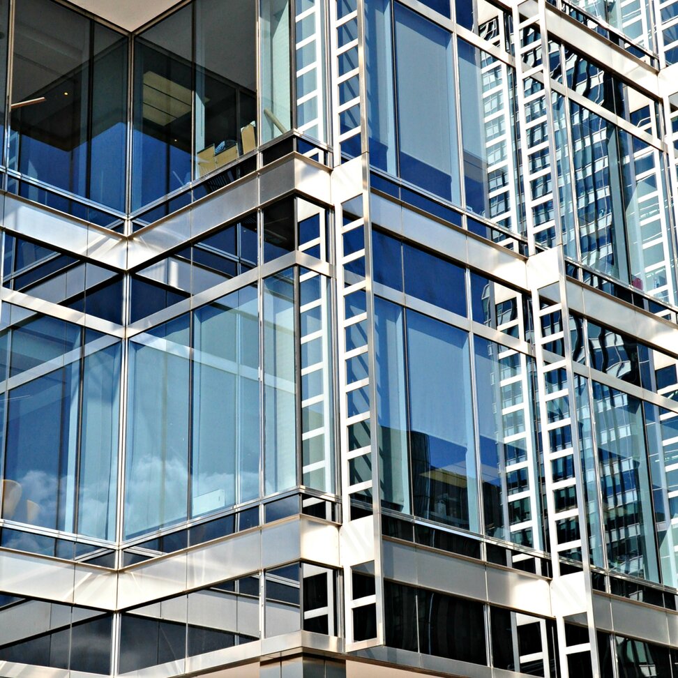 Project picture "20th  Canada Square"; Facade cladding alu; Material: Aluminum, Stainless steel