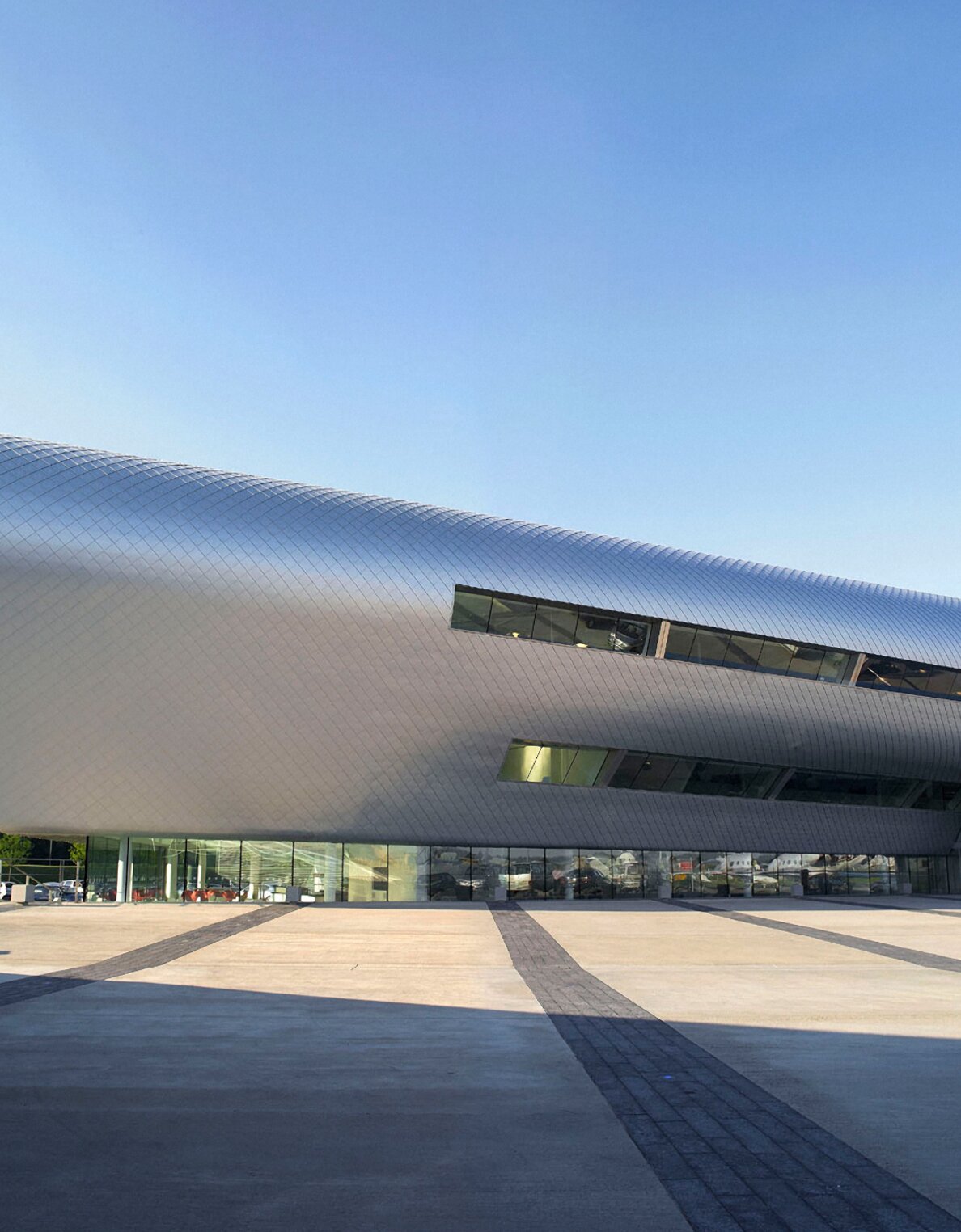 "Farnborough Airport"; individual aluminum rainscreen facade