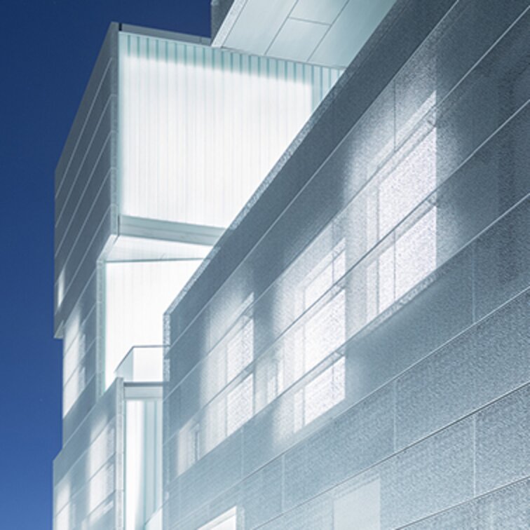 "Visual Arts Building" facade cladding, stainless steel, Iowa City | © Ivan Baan Photography B.V.